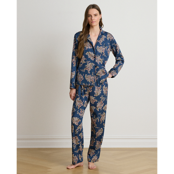 Pyjama en satinette fleurs et cachemire
