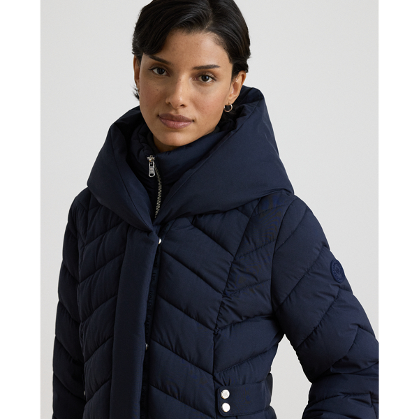 Veste &agrave; capuche matelass&eacute;e col entonnoir Lauren en Marine 6