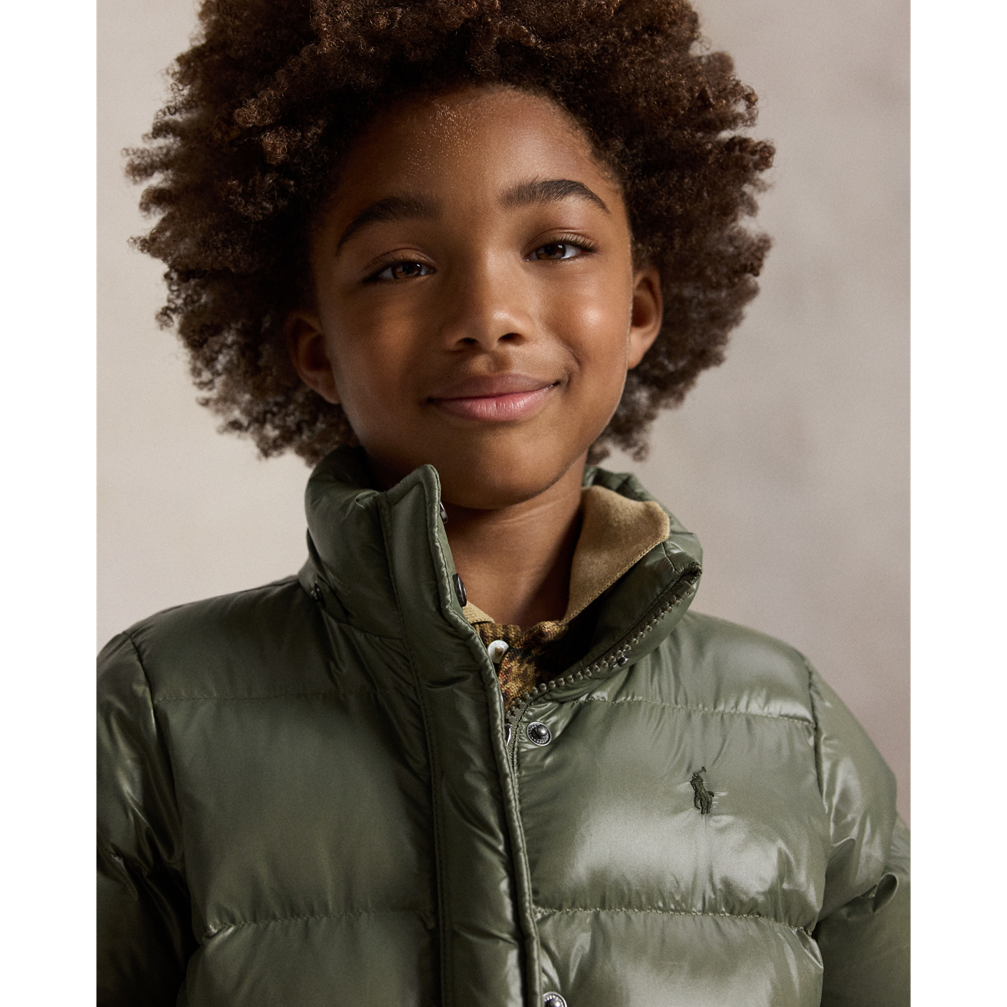 Детская куртка Ralph Lauren Glossy Down Hooded, цвет: Оливковый — фото 3