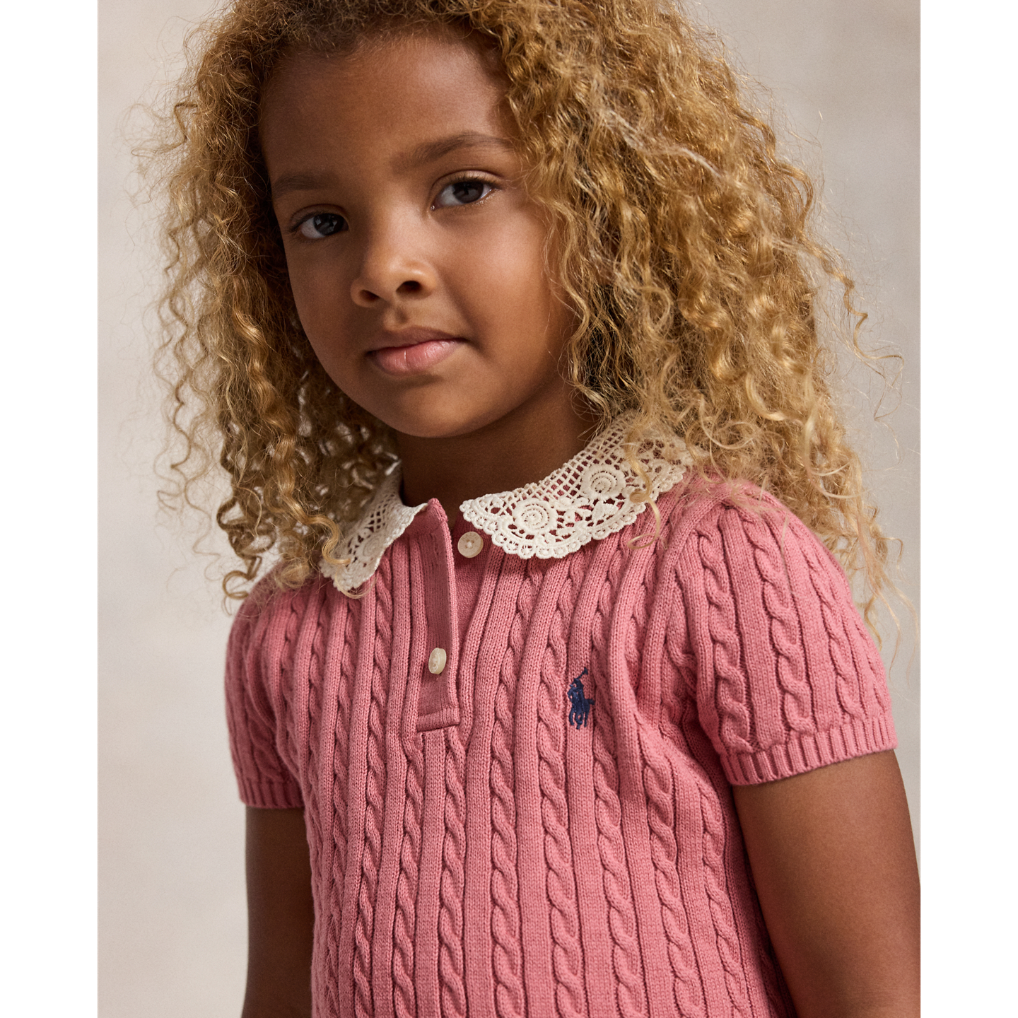 Детские комплекты Ralph Lauren Mini-Cable Cotton Polo Shirt & Skirt, цвет: Холщовый розовый — фото 3