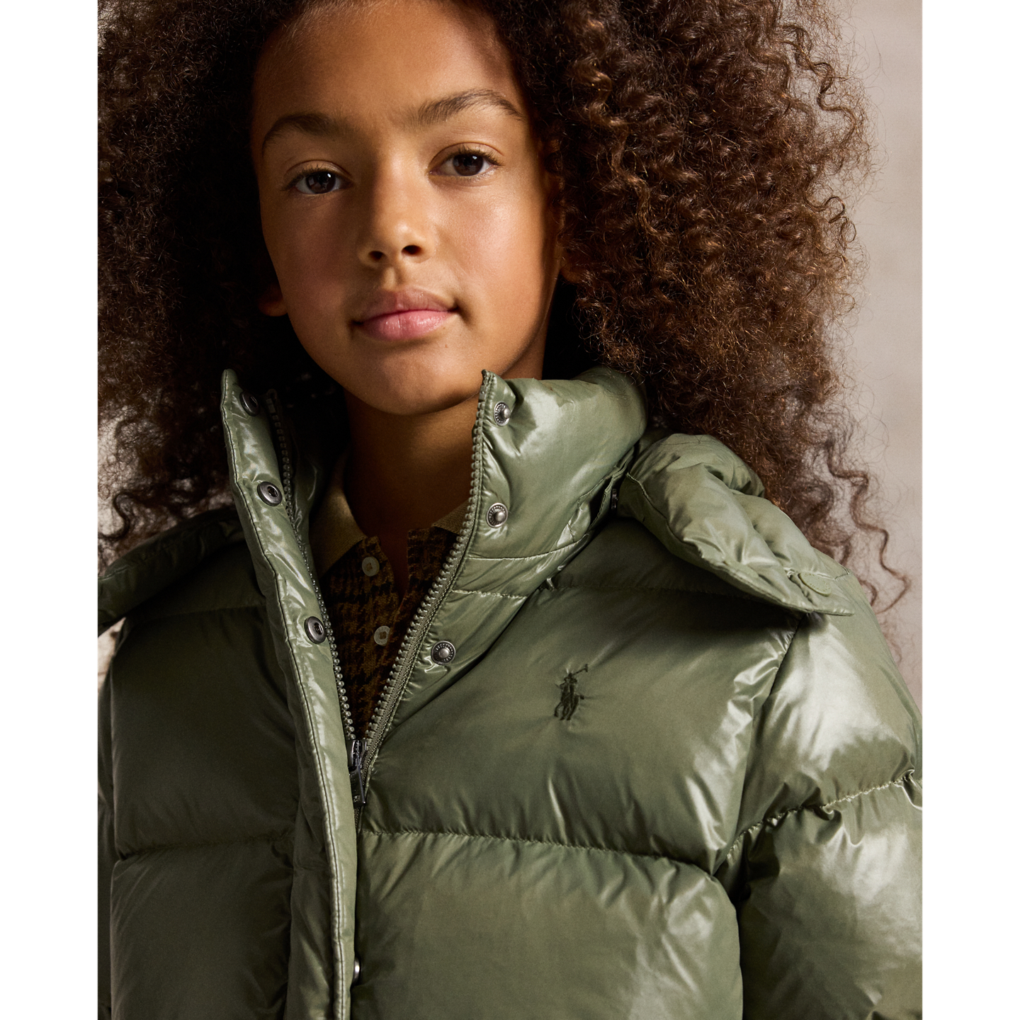 Детская куртка Ralph Lauren Glossy Down Hooded, цвет: Оливковый — фото 3