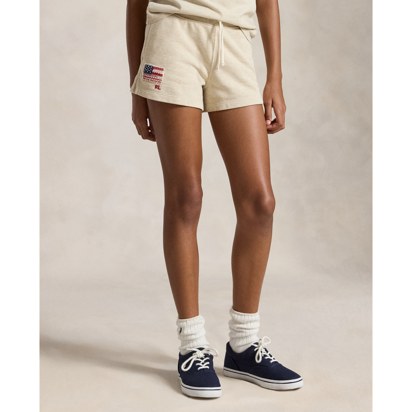 Шорты Ralph Lauren Flag Terry Short, цвет: Дюнный меланжевый — фото 2