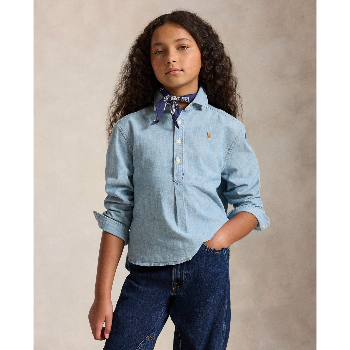 Детская рубашка Ralph Lauren Indigo Cotton Chambray Boxy, цвет: Средняя варка — фото 4