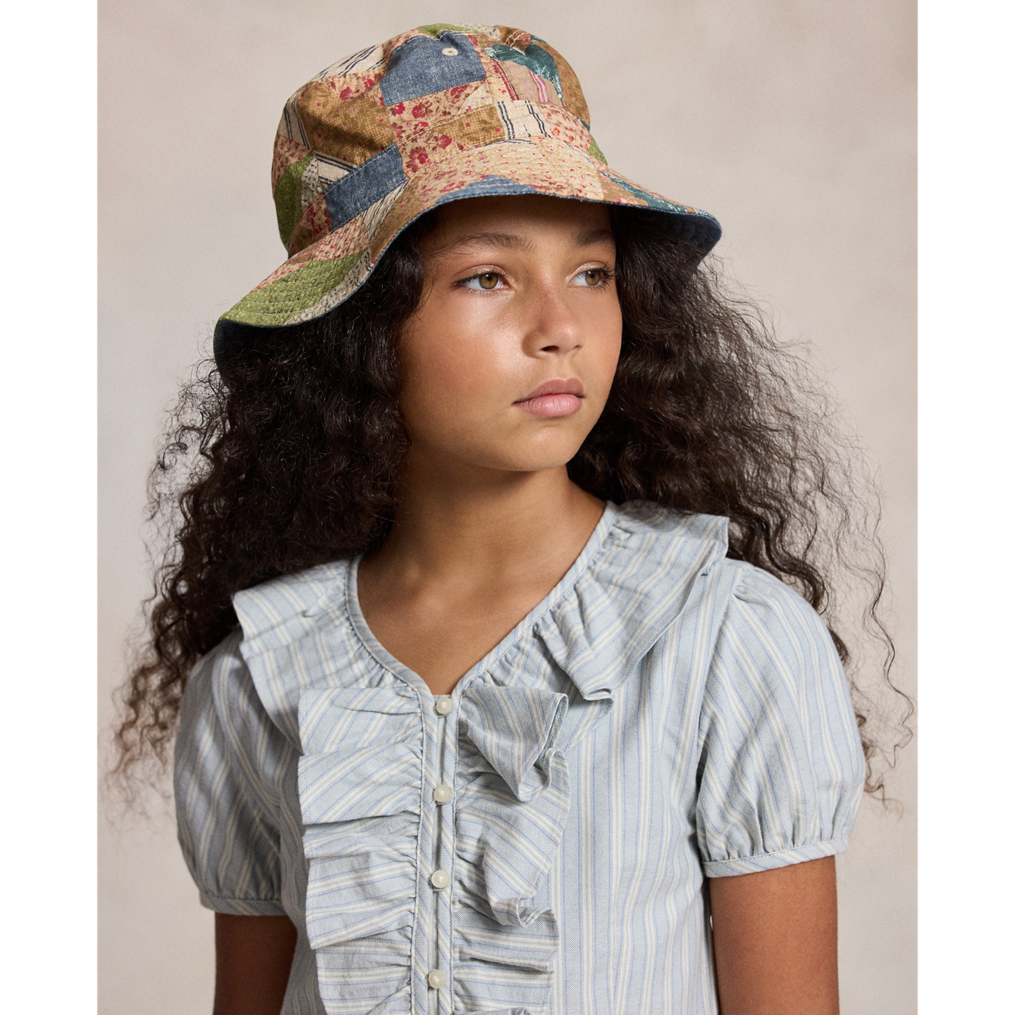 Детская панама Ralph Lauren Patchwork Reversible Cotton Bucket Hat, цвет: Cortney Patchwork — фото 2