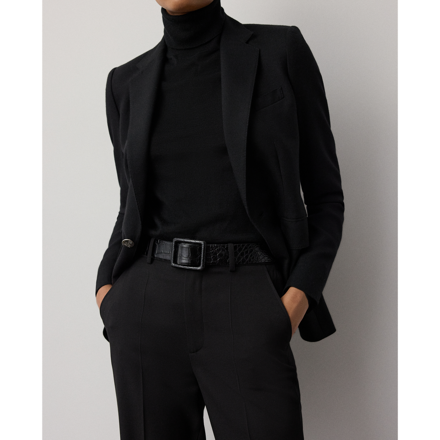 Женский ремень Ralph Lauren Trench-Buckle Alligator, цвет: Чёрный — фото 2