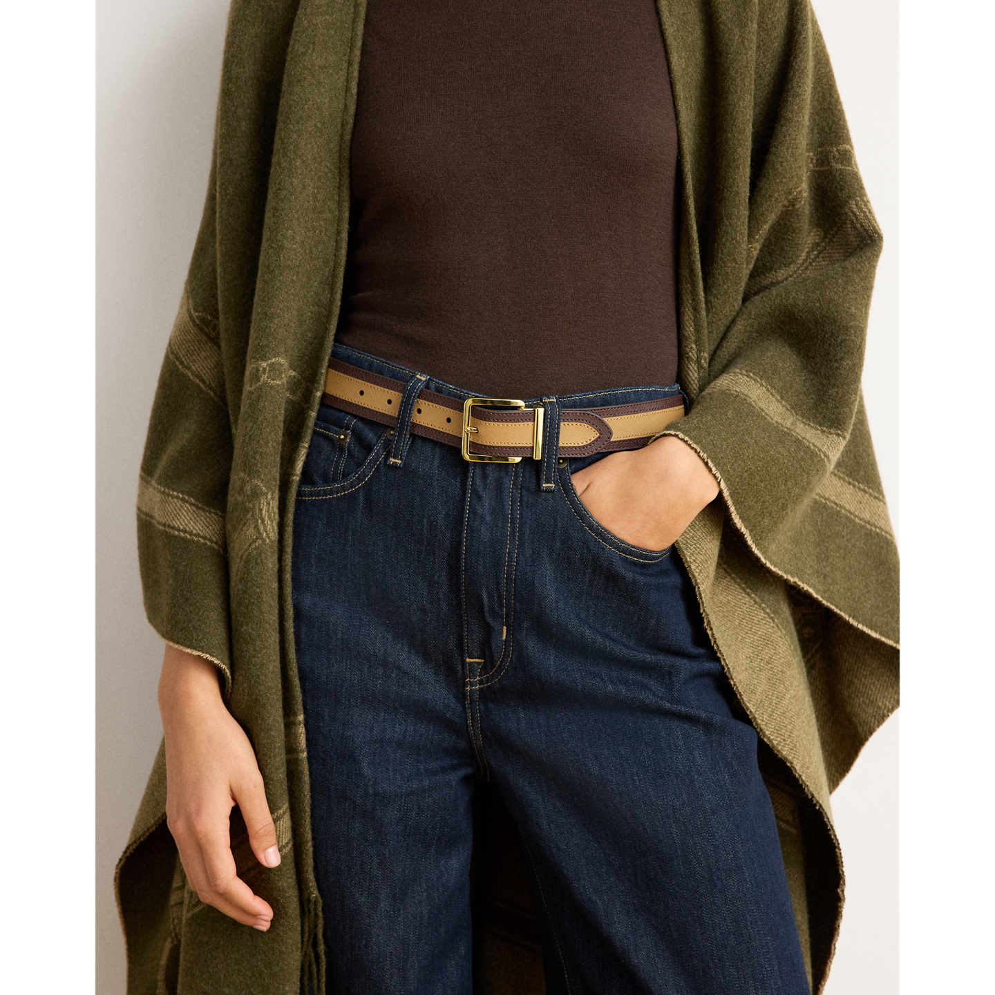 Женский ремень Ralph Lauren Two-Tone Reversible Crosshatch, цвет: Верблюжий / Каштановый коричневый — фото 3