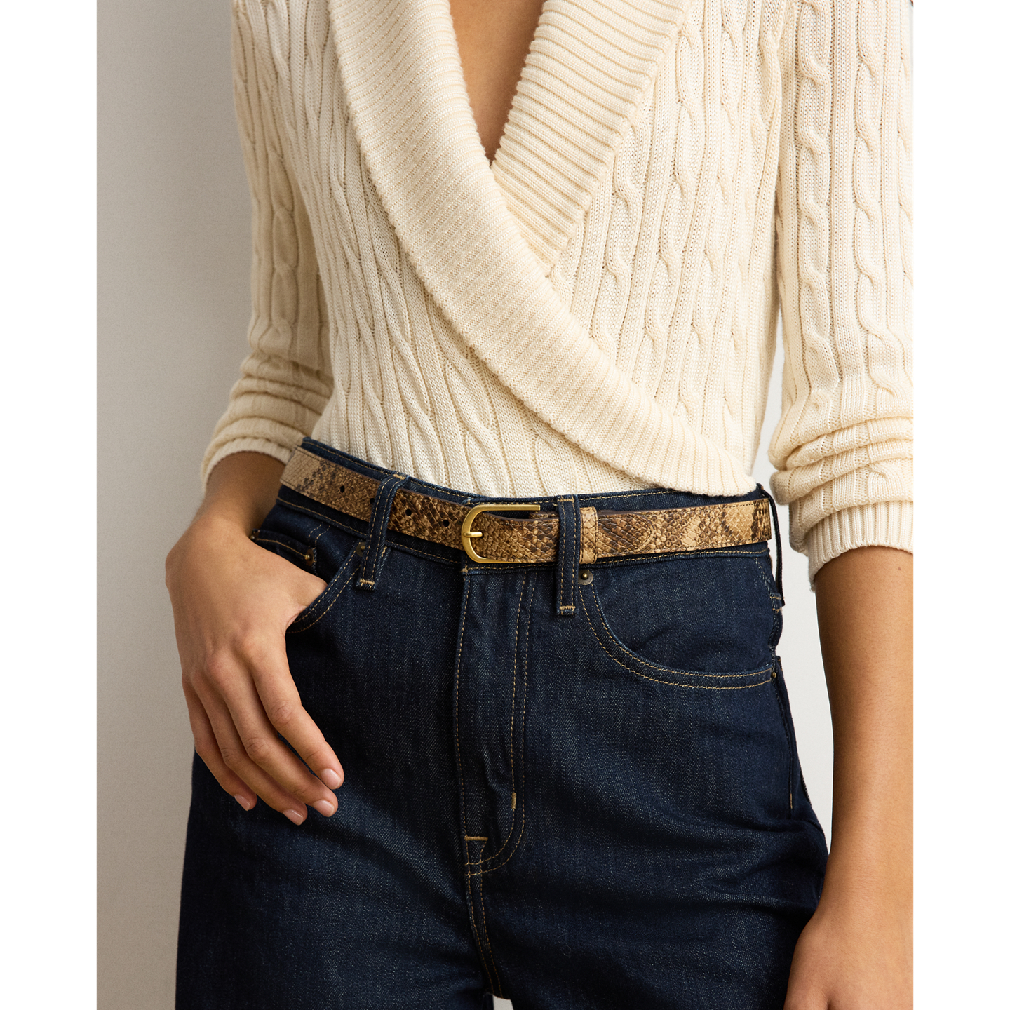 Женский ремень Ralph Lauren Rounded-Buckle Embossed Skinny, цвет: Рыжевато-коричневый разноцветный — фото 2