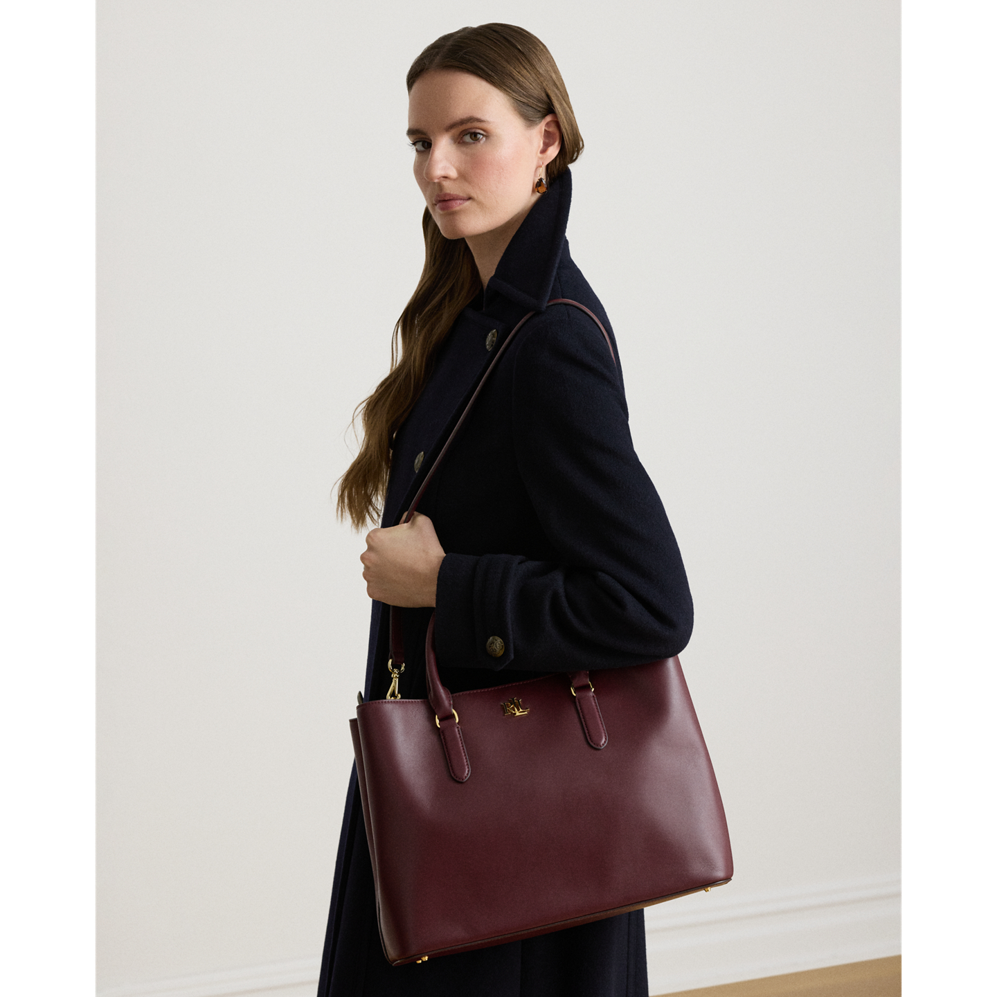 Женская сумка Ralph Lauren Leather Large Marcy Satchel, цвет: Тёмный гранатовый — фото 6