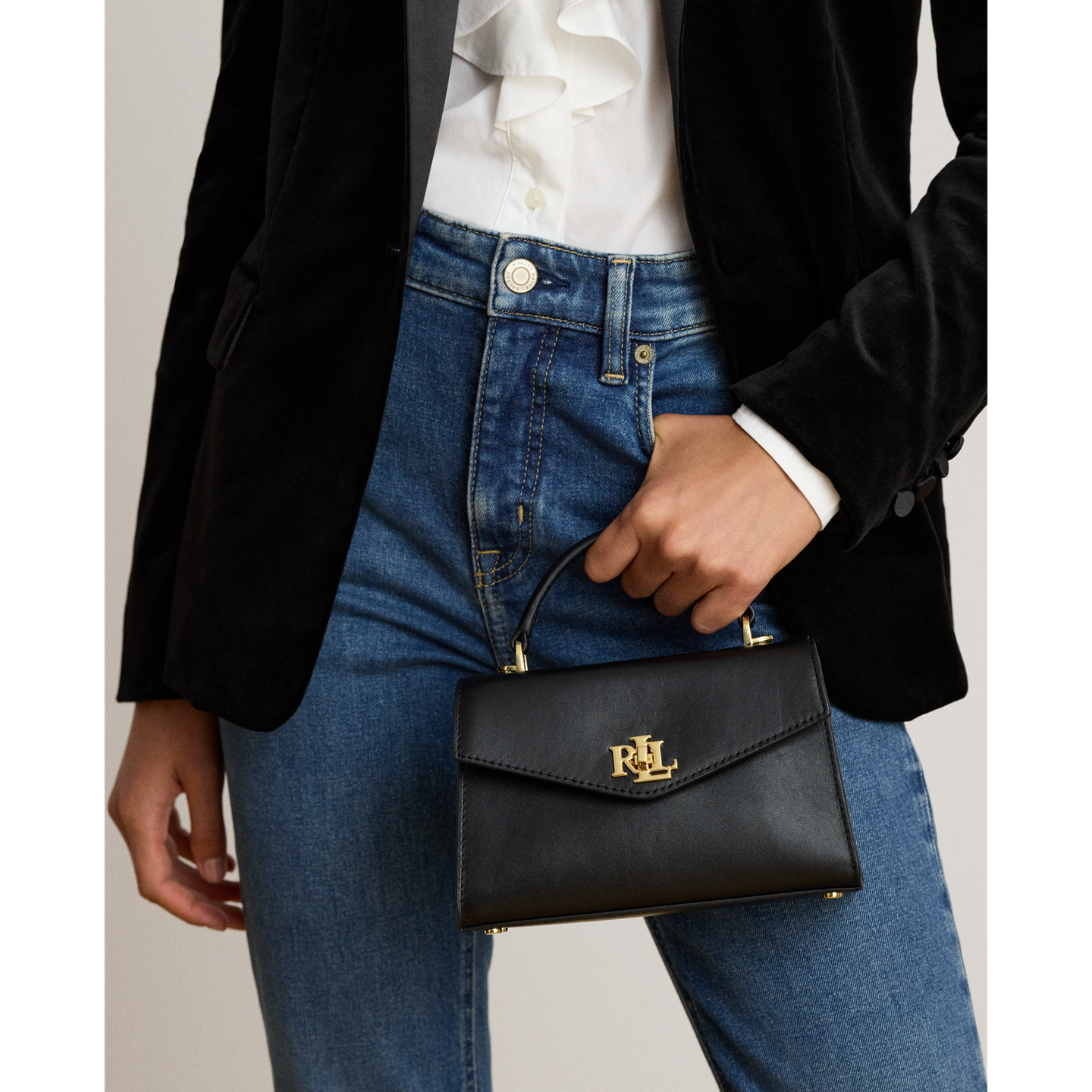 Женская сумка Ralph Lauren Leather Small Farrah Satchel, цвет: Чёрный — фото 7