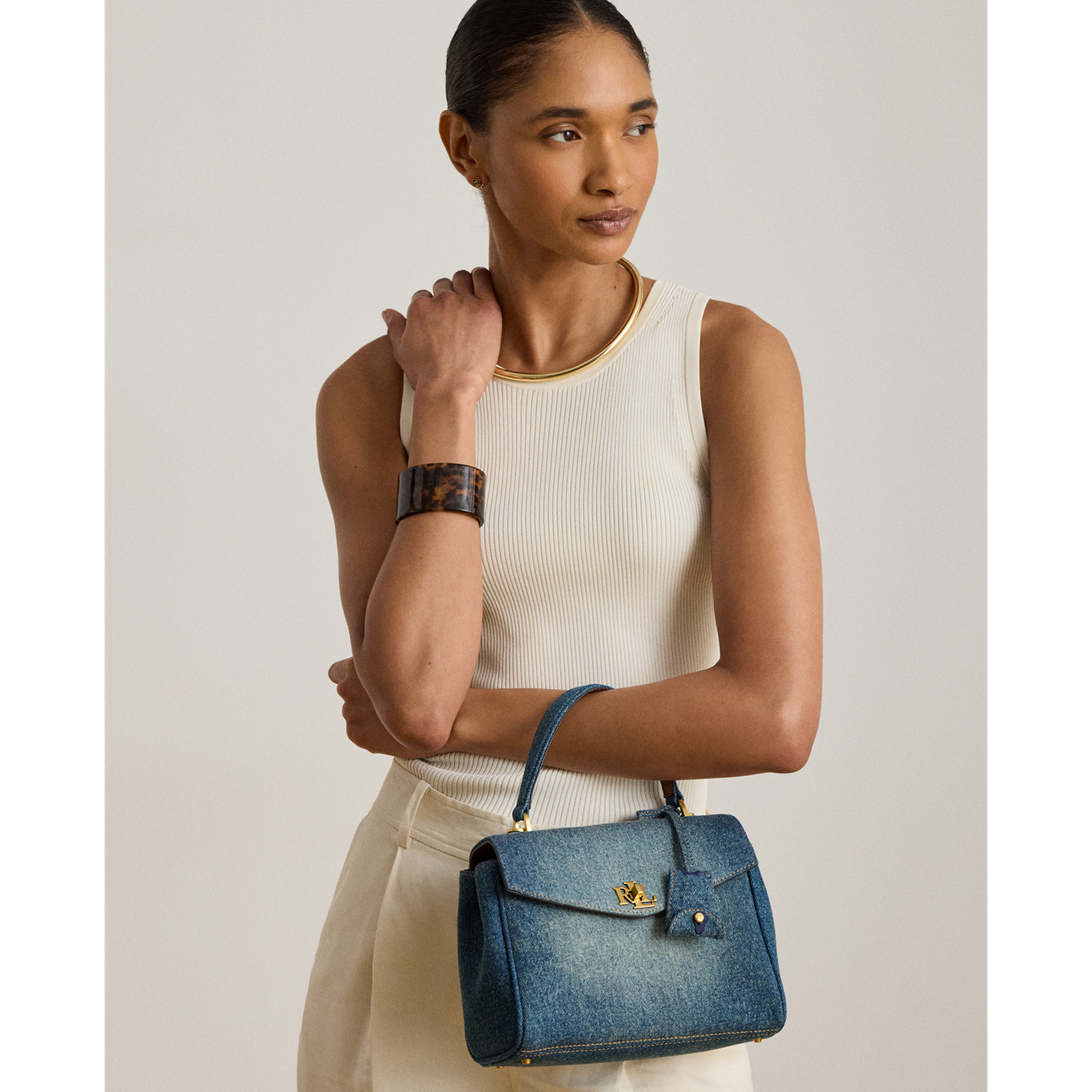 Женская сумка Ralph Lauren Washed Denim Small Farrah Soft Satchel, цвет: Синий / Рыжевато-коричневый — фото 5