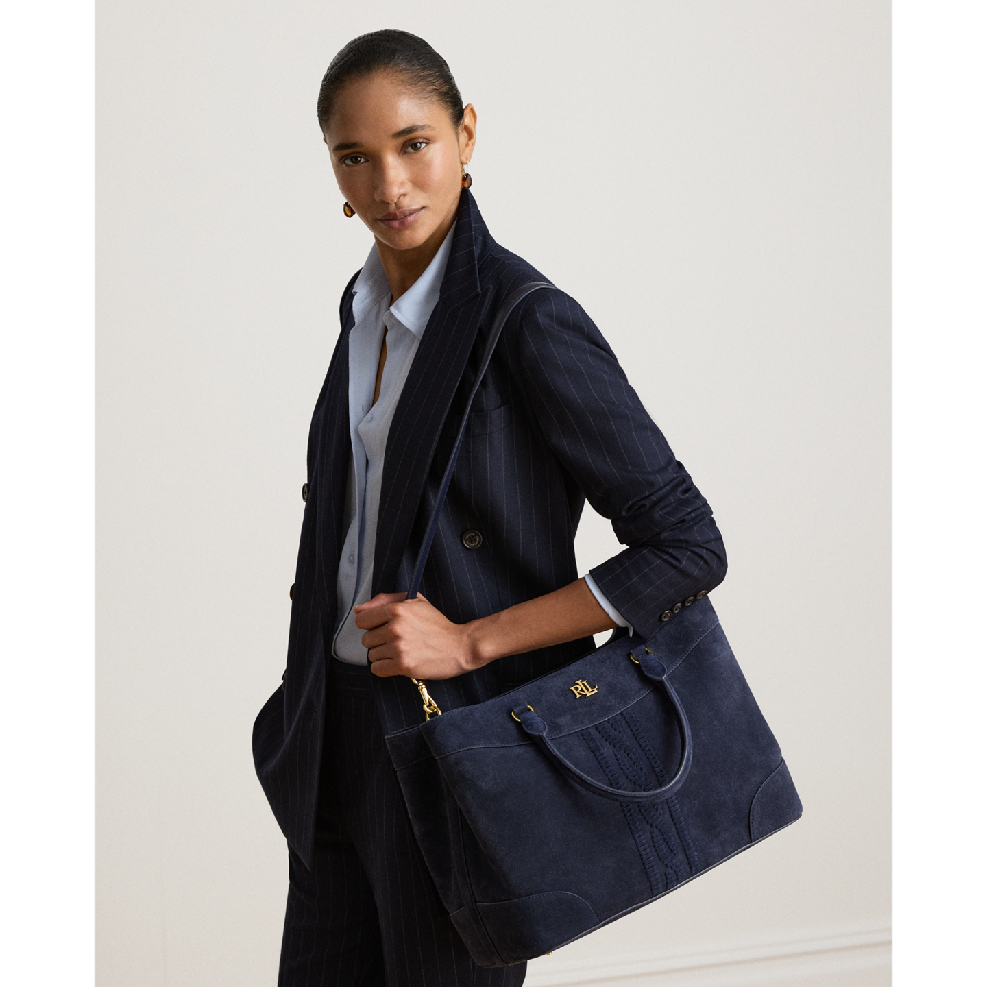 Женская сумка Ralph Lauren Cable-Embossed Suede Large Marcy Satchel, цвет: Тёмно-синий — фото 6