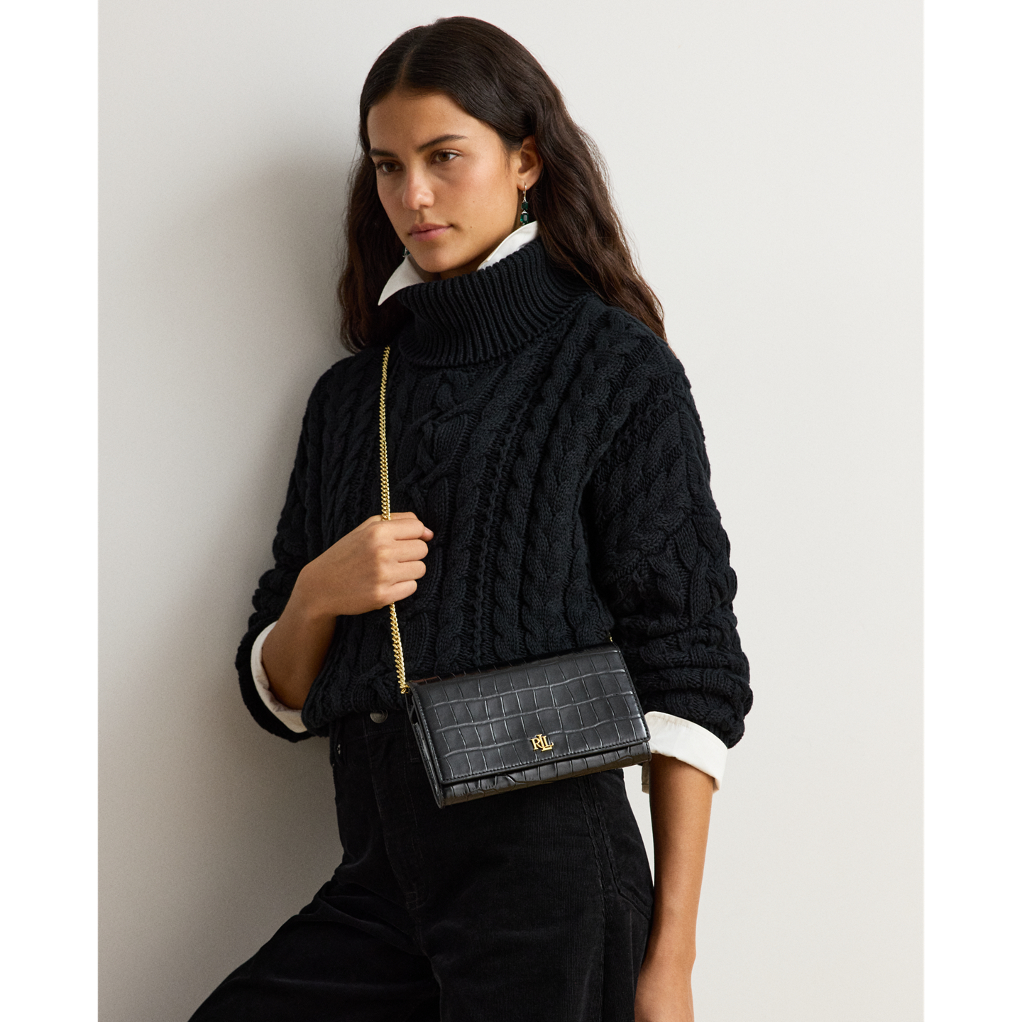 Женская сумка Ralph Lauren Croc-Embossed Medium Adair II Crossbody, цвет: Чёрный — фото 5
