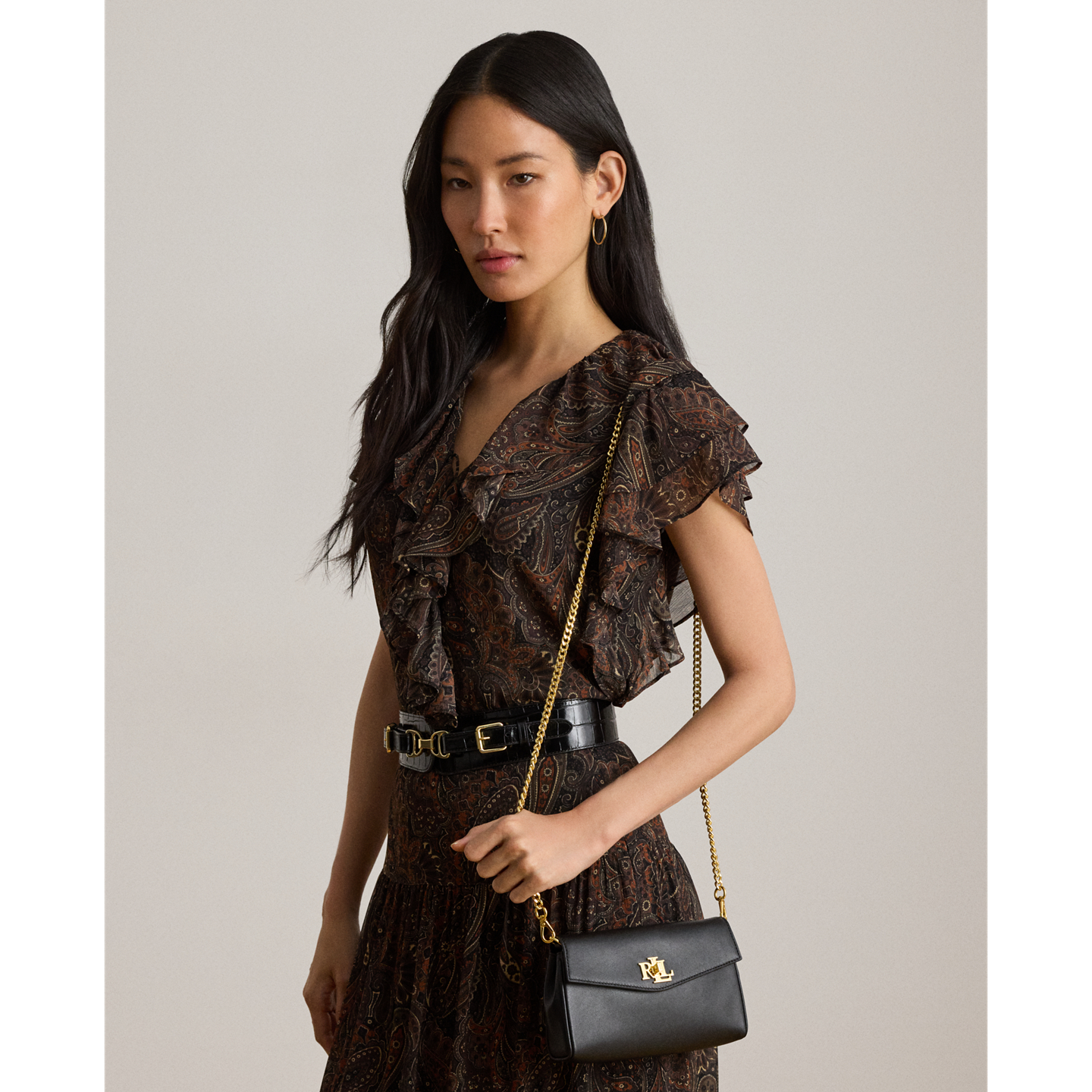 Женская сумка Ralph Lauren Nappa Turn-Lock Wristlet Crossbody, цвет: Чёрный — фото 5