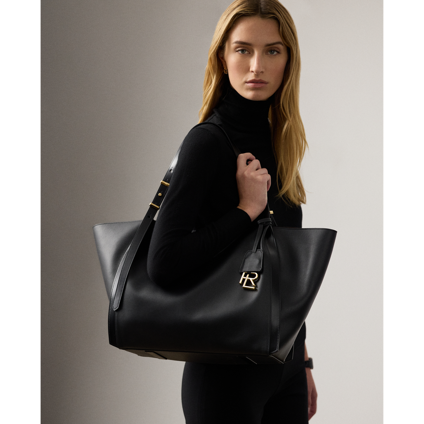 Женская сумка Ralph Lauren RL 888 Calfskin Tote, цвет: Чёрный — фото 5