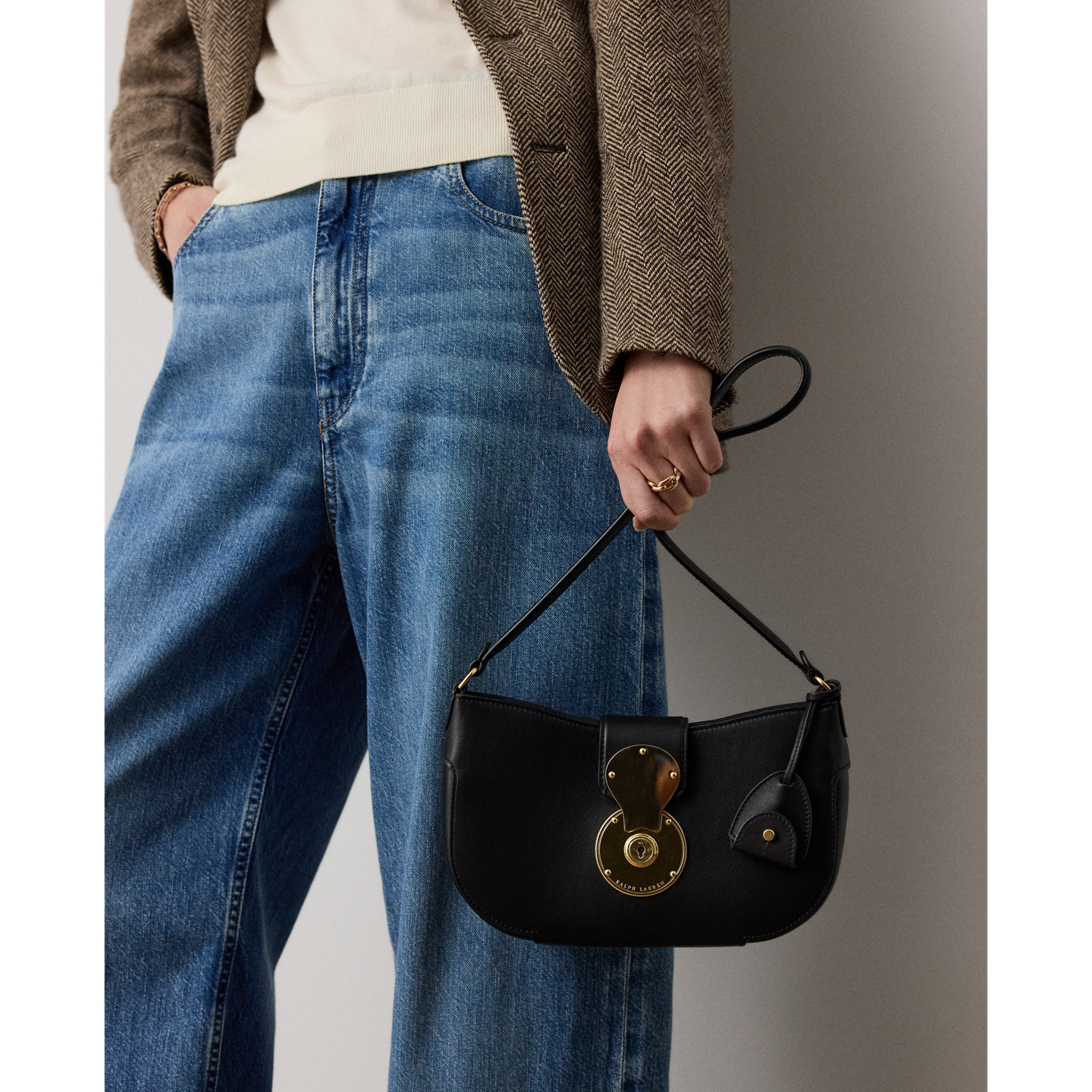 Женская сумка Ralph Lauren Ricky Calfskin Small Shoulder, цвет: Чёрный — фото 4