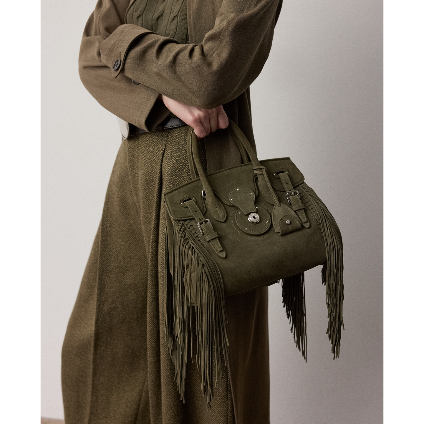 Женская сумка Ralph Lauren Soft Ricky 27 Fringe-Trim Calf-Suede, цвет: Кипарисовый — фото 6