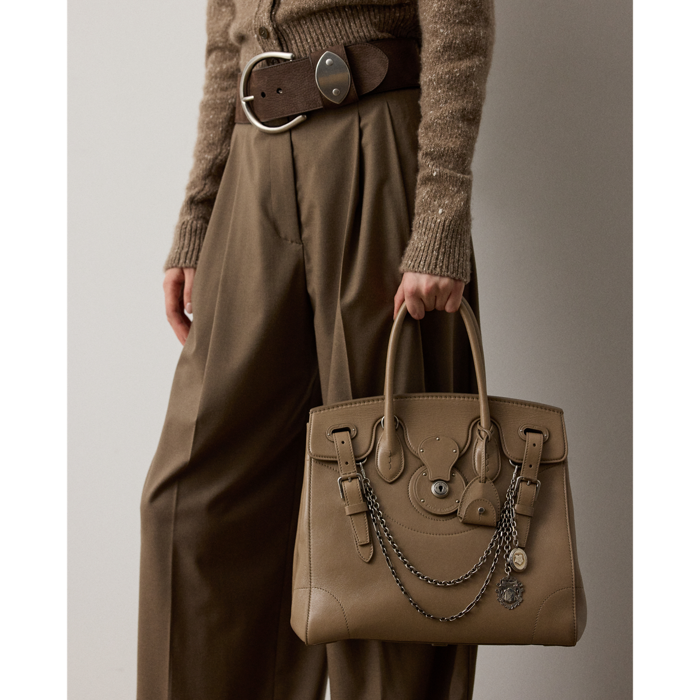 Женская сумка Ralph Lauren Extra-Soft Ricky 33 Washed Leather, цвет: Серо-коричневый — фото 6