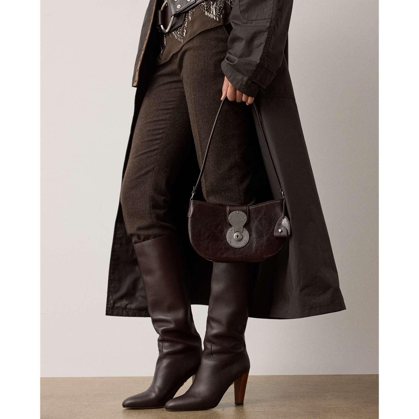 Женская сумка Ralph Lauren Ricky Washed Calfskin Small Shoulder, цвет: Светло-коричневый — фото 4