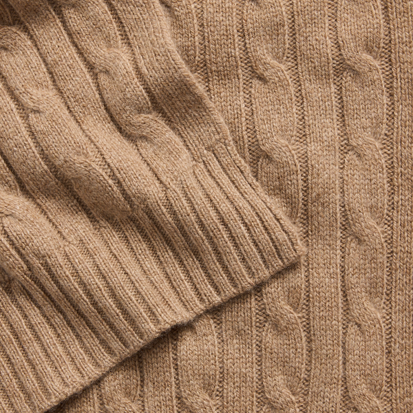 Cable-Knit Cashmere Scarf