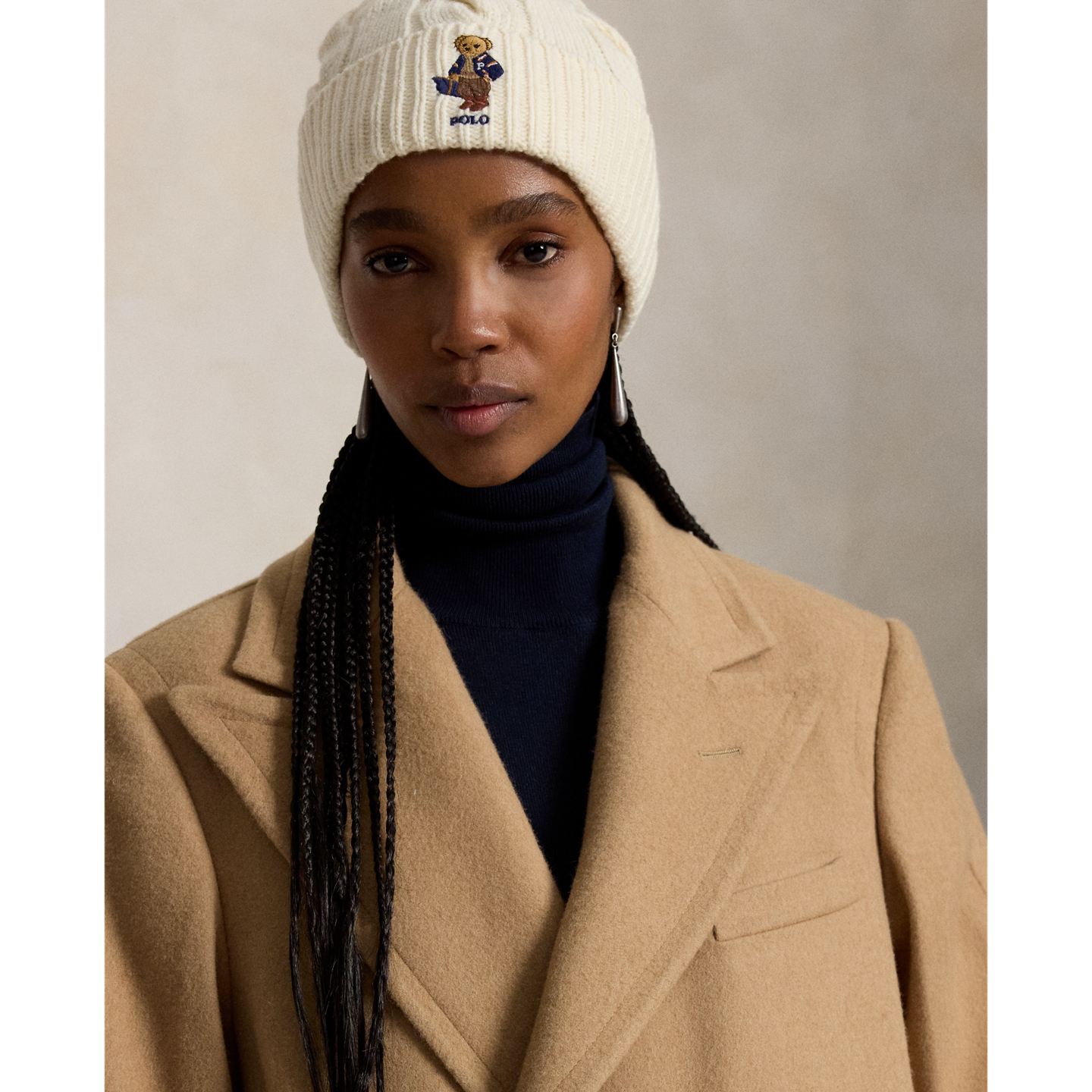 Женская шапка Polo Ralph Lauren Polo Bear Cable Wool-Blend, цвет: Кремовый — фото 2