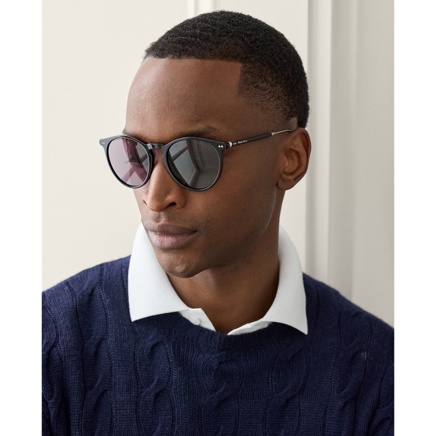 Мужские солнцезащитные очки Ralph Lauren Heritage Round, цвет: Блестящий чёрный — фото 3