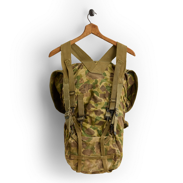 Green 1940s M1943 Camo Bag Vintage Curated by Double RL 2