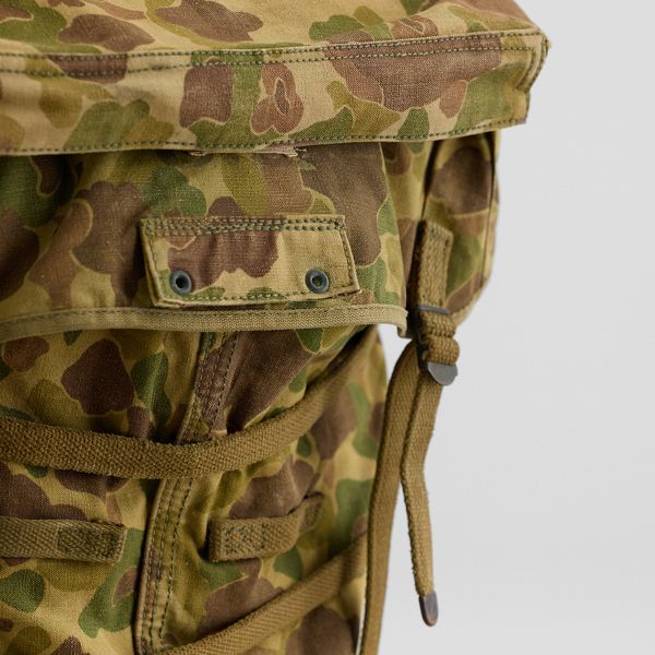 Green 1940s M1943 Camo Bag Vintage Curated by Double RL 3