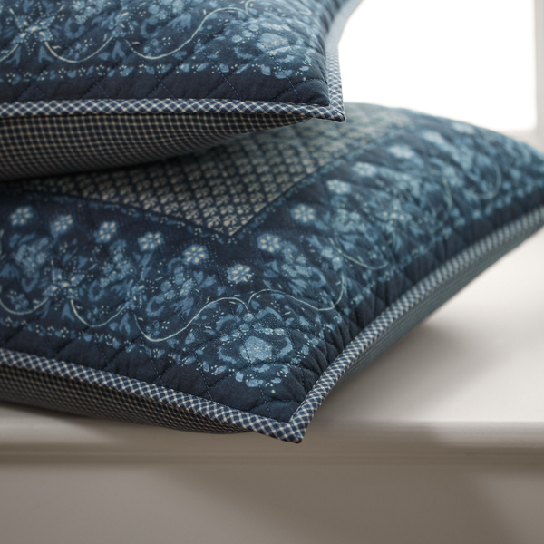 Beckett Quilt