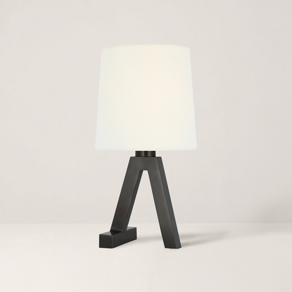 Hedger 11" Accent Lamp