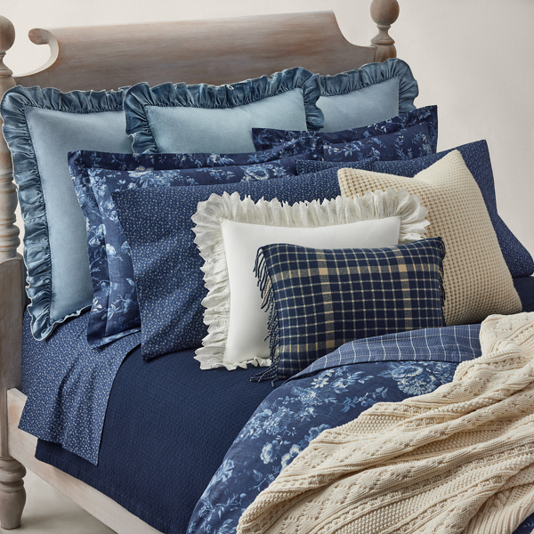 Kathryn Comforter