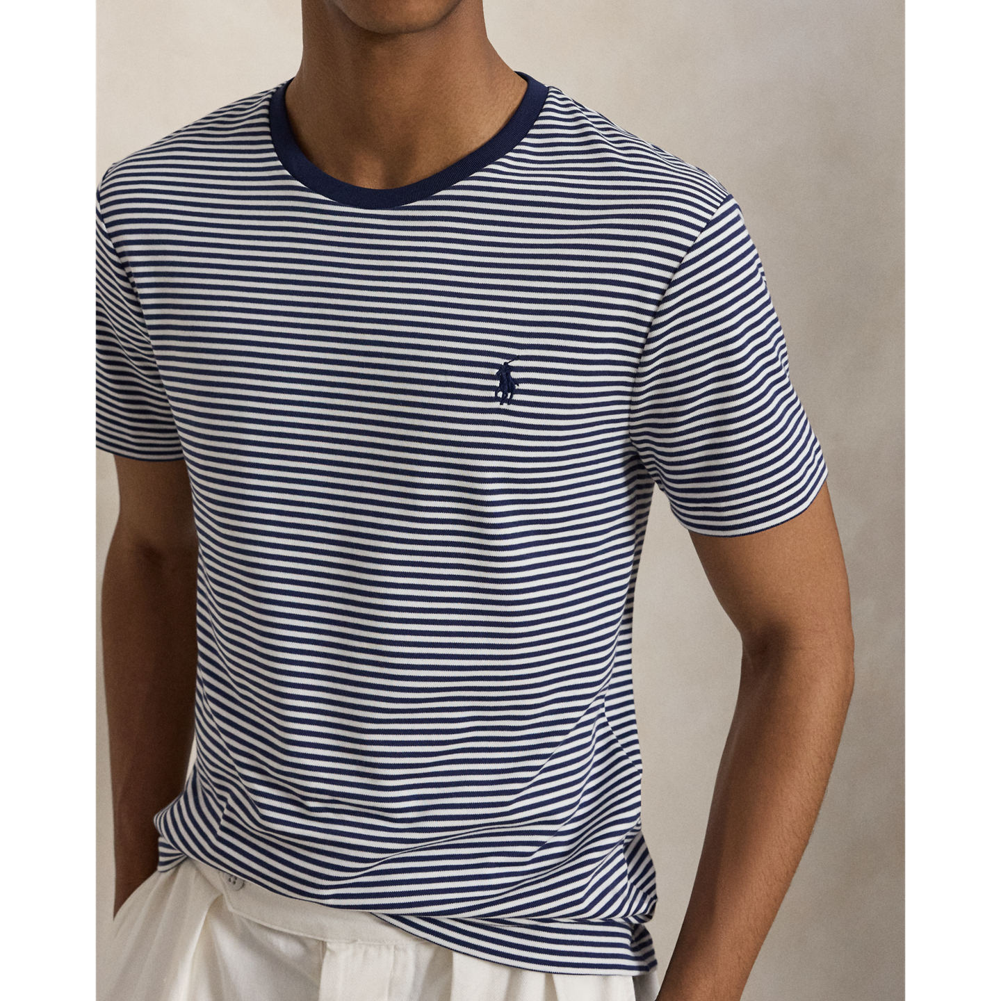 Мужская футболка Ralph Lauren Custom Slim Fit Soft Cotton, цвет: Тёмно-синий / Белый — фото 3