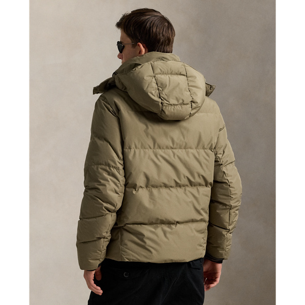 Daunenjacke mit Kapuze