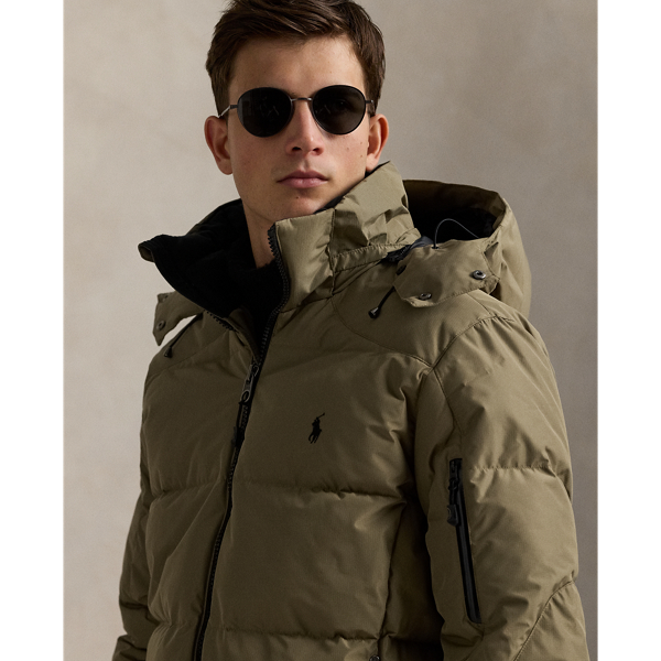 Daunenjacke mit Kapuze