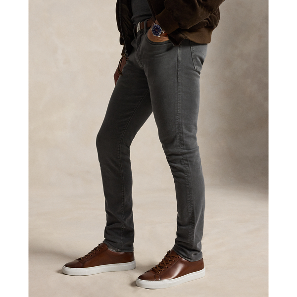 Sullivan Slim Garment-Dyed Stretch Jean