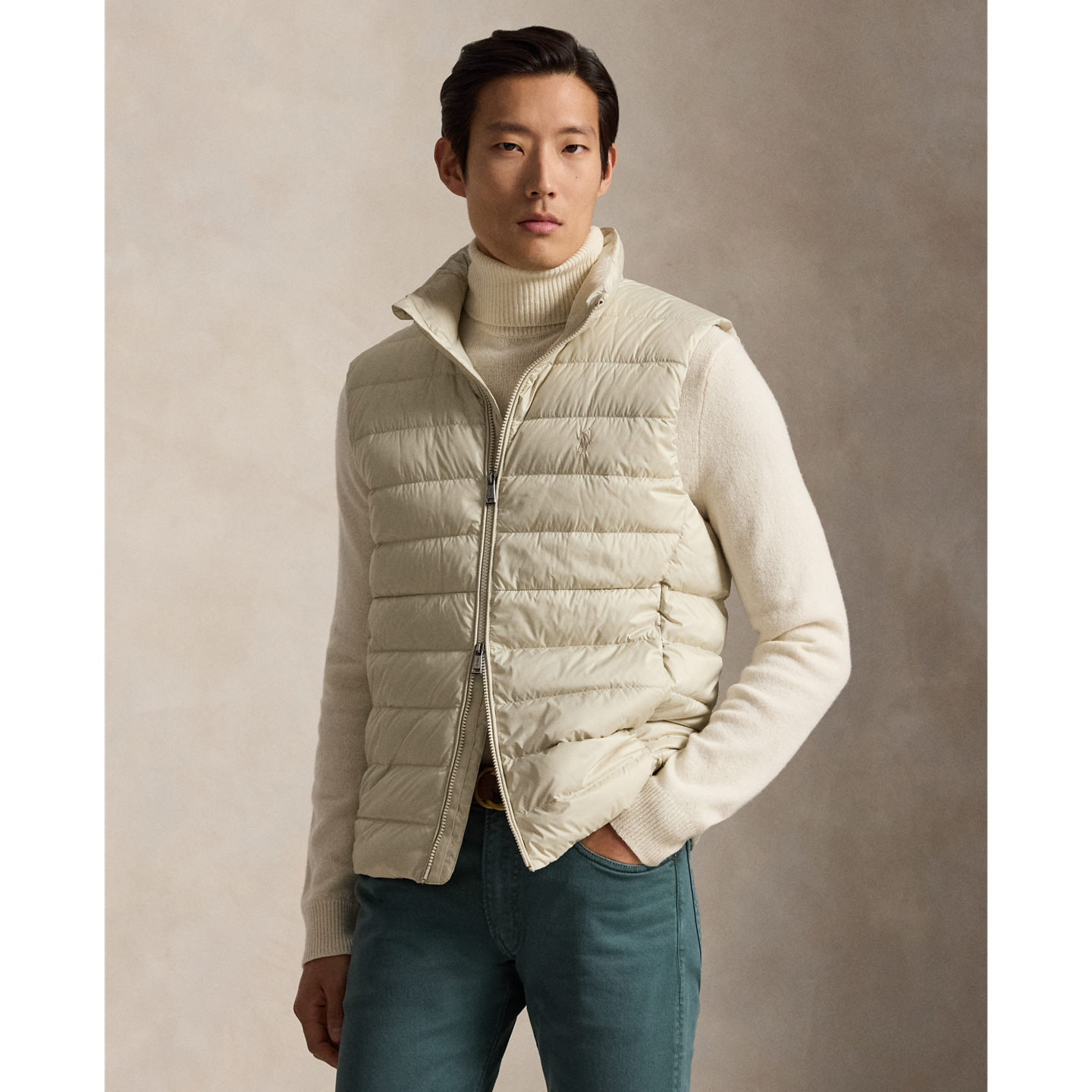 Мужской жилет Ralph Lauren The Colden Packable Down, цвет: Песочный — фото 4
