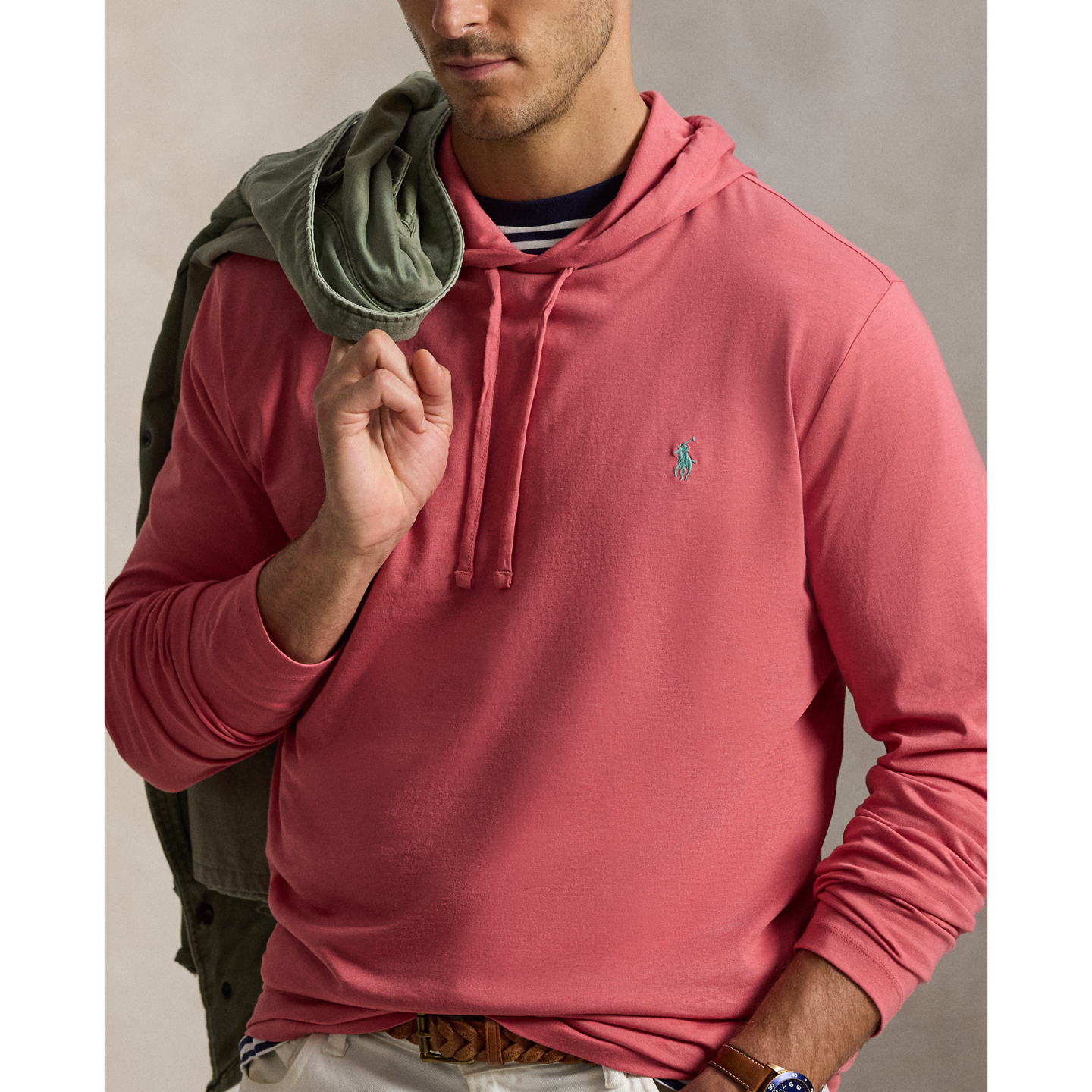 Мужская футболка Ralph Lauren Jersey Hooded, цвет: Ягодный — фото 3