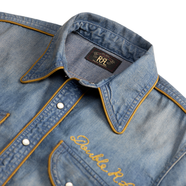 Camicia in denim indaco ricamata