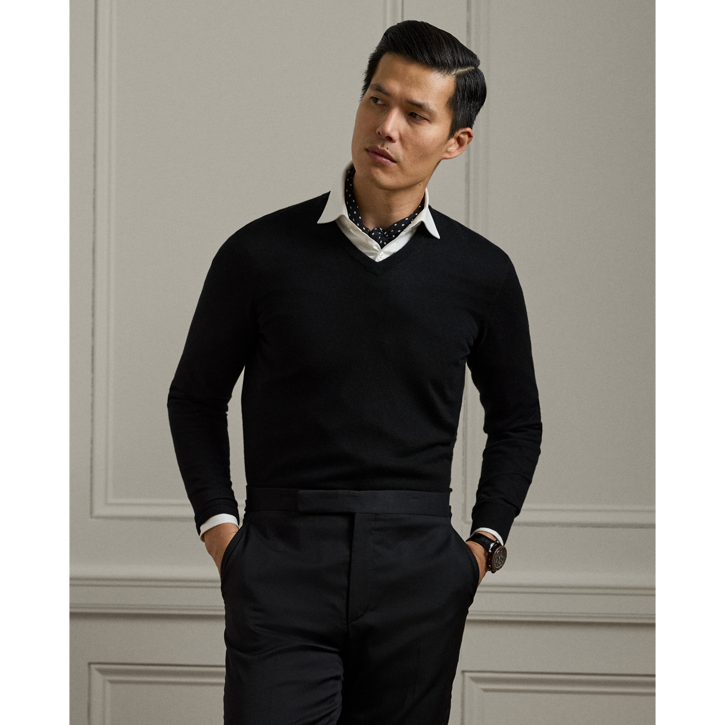 Мужской свитер Ralph Lauren Cashmere V-Neck, цвет: Чёрный — фото 4
