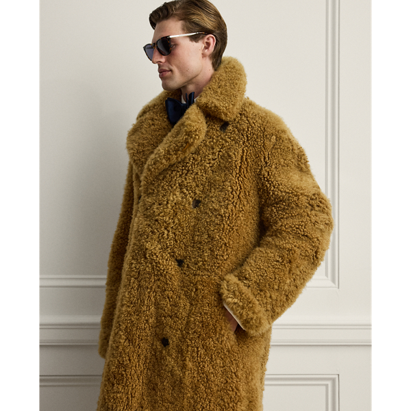 Manteau douillet en peau lain&eacute;e