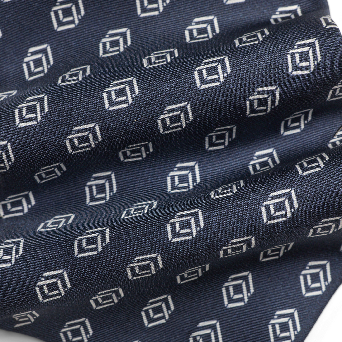 Мужской галстук Ralph Lauren Linked-Cubes Silk Twill Tie, цвет: Тёмно-синий — фото 2