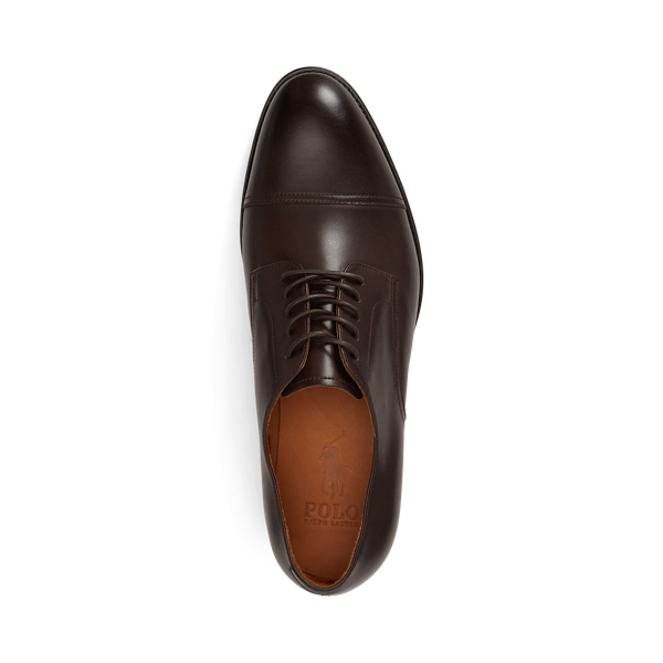 Sapatos estilo brogue Owen em pele