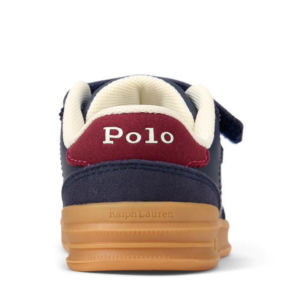 Hollis EZ Sneaker