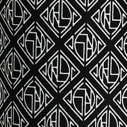 Black/Colonial Cream