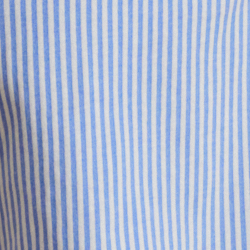 Blau gestreift