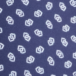 Refined navy links deco